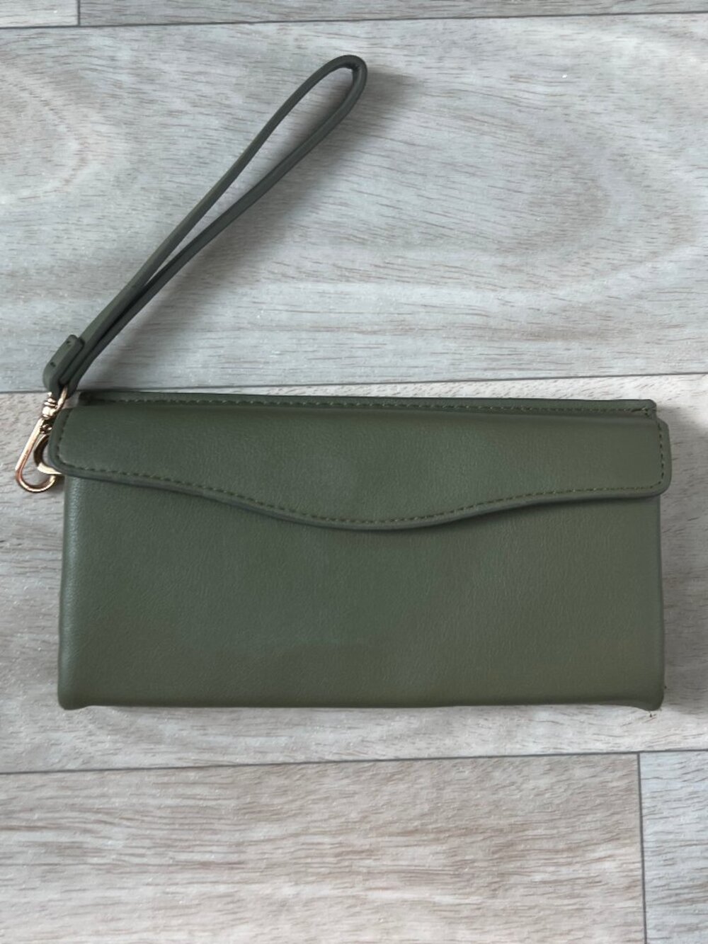 A New Day (Target Brand) Olive Green Wristlet